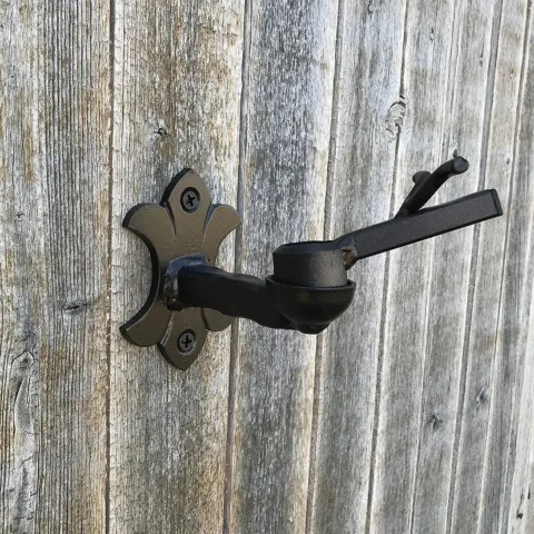 Metal Skull Mount - The 'Buck' Bracket (Adjustable)